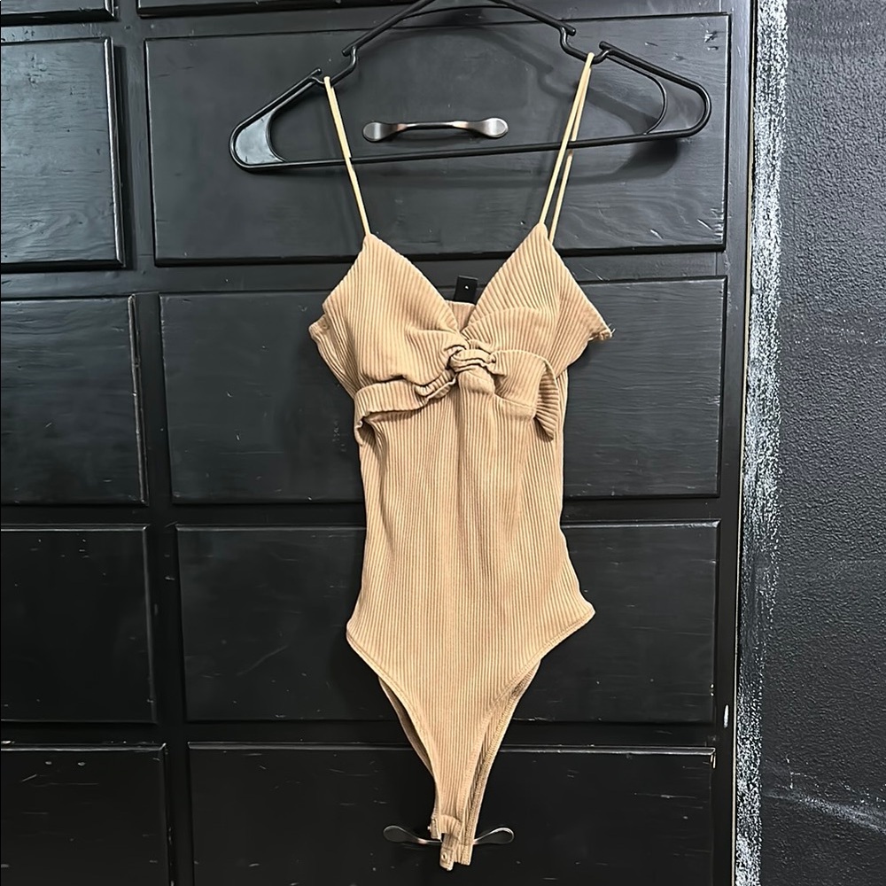 SHEIN Tan Ribbed Bodysuit